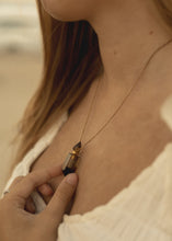 Load image into Gallery viewer, Crystal Perfume Necklace