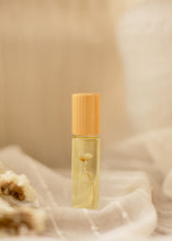 Load image into Gallery viewer, Goddess Botanical Perfume