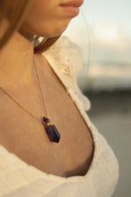 Load image into Gallery viewer, Crystal Perfume Necklace